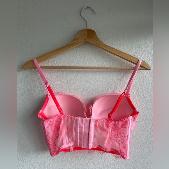 Victoria's Secret Pink and Red Lace Bra - Picture 8 of 8